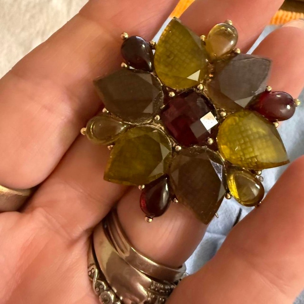 Liz Claiborne LC Floral Gemstone Brooch Gold Tone Brown Amber Multi Stone Pin
